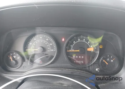 2016 Jeep Patriot Latitude z USA, uszkodzony, nr VIN 1C4NJPFAXGD811299